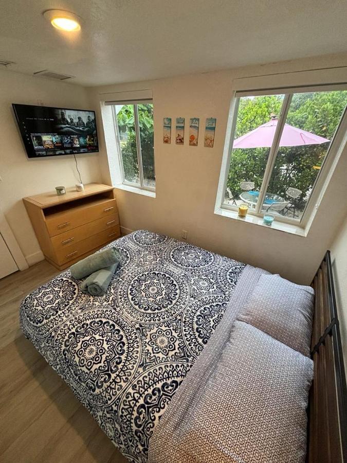 Beach Vibes 2 Bedrooms House Маями Екстериор снимка